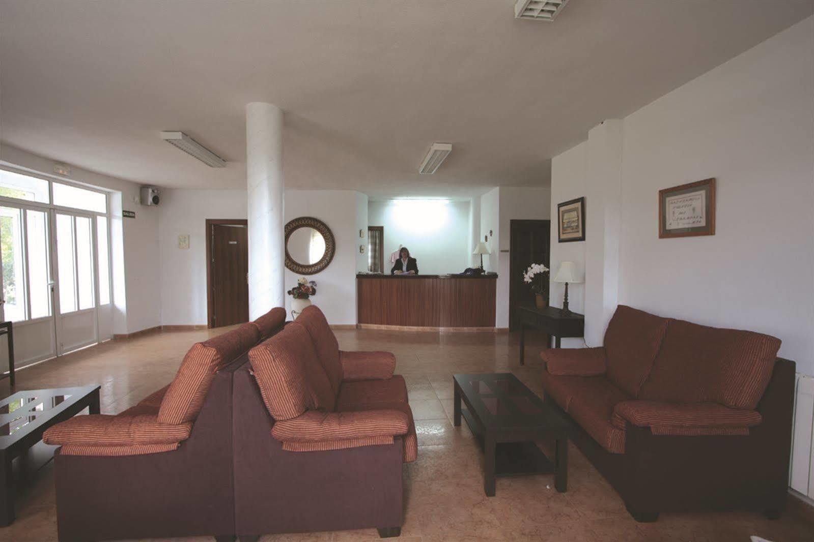 Hotel Balneario Fuentes Del Trampal Carmonita Exterior foto